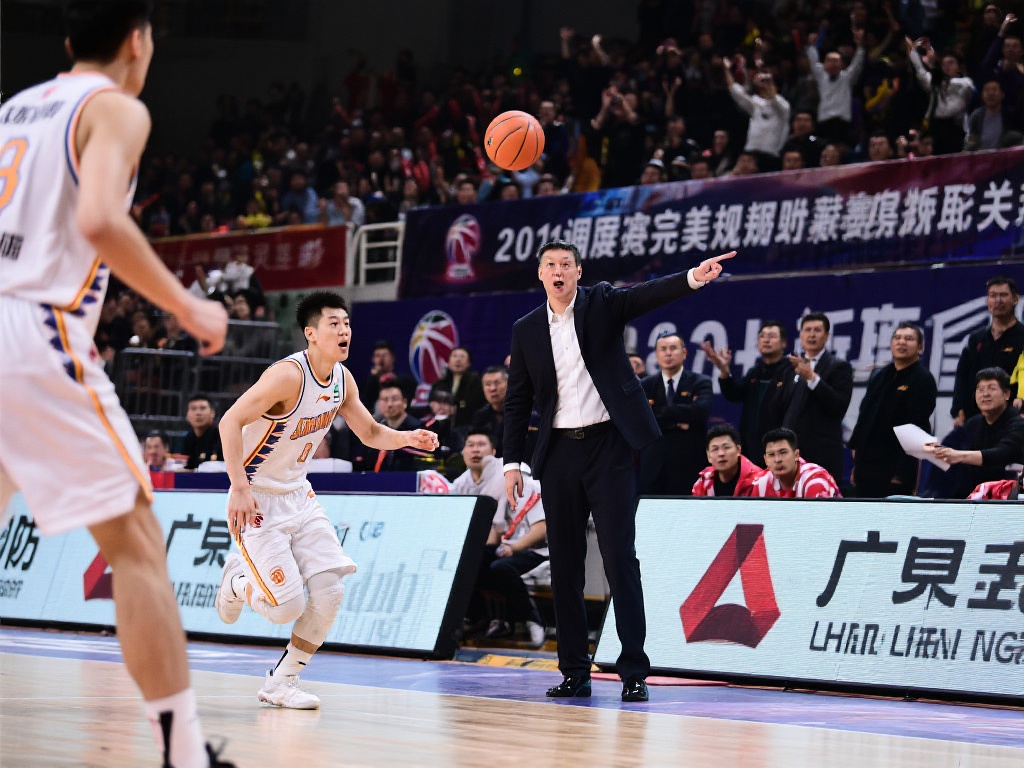 云南玉昆奋勇争先，队史中超首胜诞生